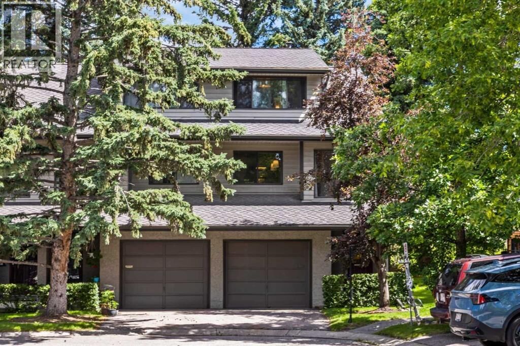 Property Photo:  140 Point Drive Northwest  AB T3B 4W3 