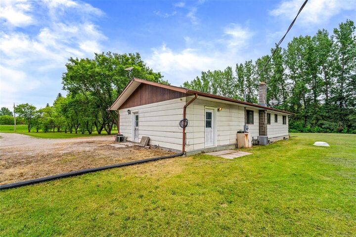 Property Photo: 47016 Pth 11 Path MB R0E 0X0