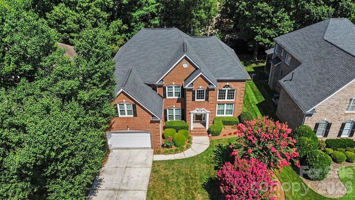 Property Photo: 10110 Paradise Ridge Road NC 28277