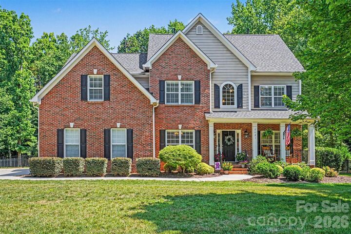 Property Photo: 5621 Turkey Oak Drive NC 28227
