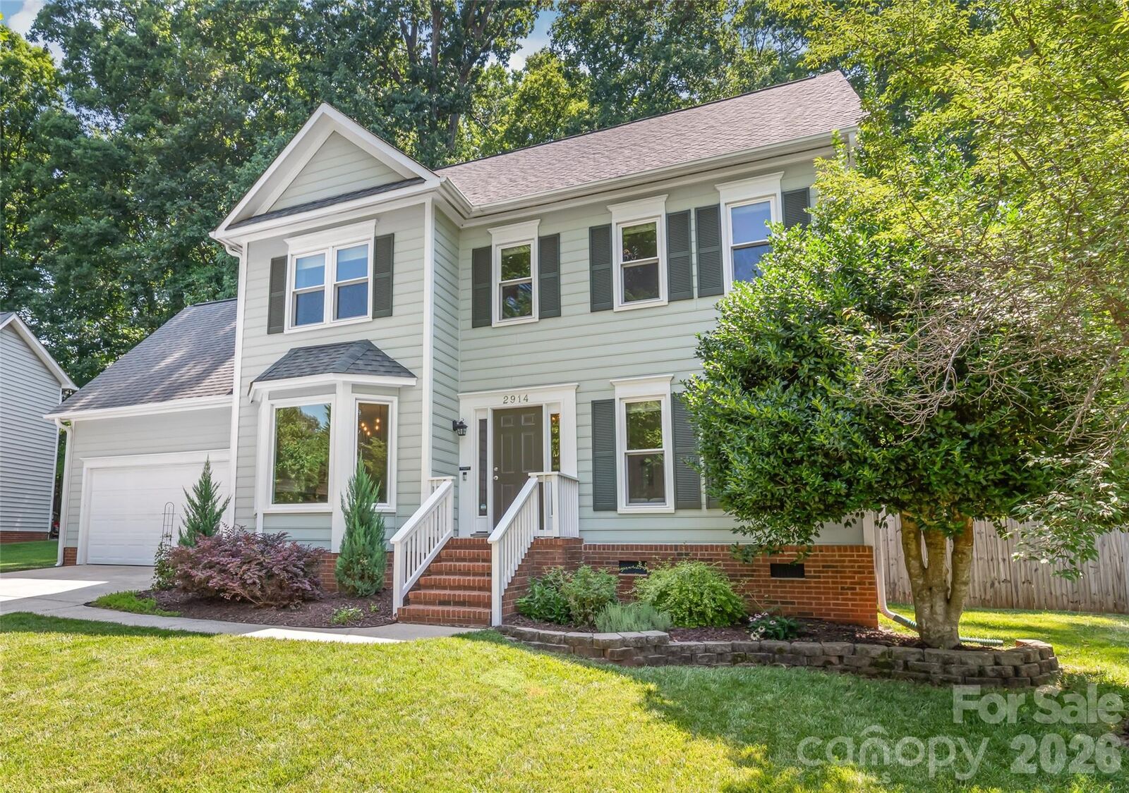 Property Photo:  2914 Windsor Chase Drive  NC 28105 