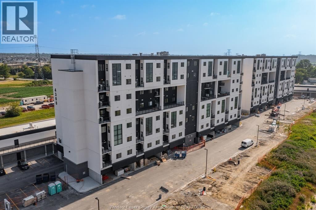 Property Photo:  4300 Laurier Parkway 543  ON N9H 0P3 