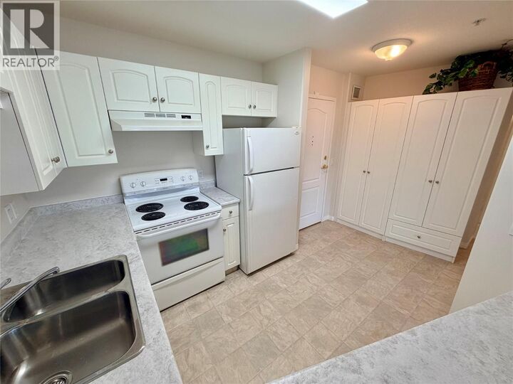 Property Photo: 11001 13 Street 204 BC V1G 4Z8