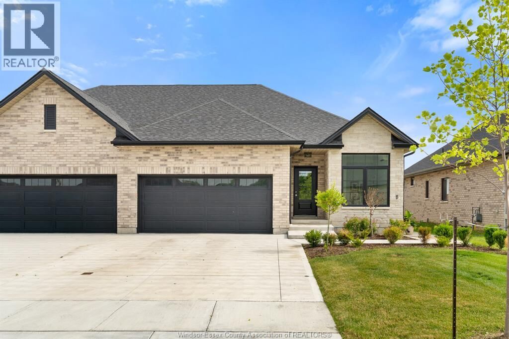 Property Photo:  154 McLellan Avenue A (Upper)  ON N9V 0H1 