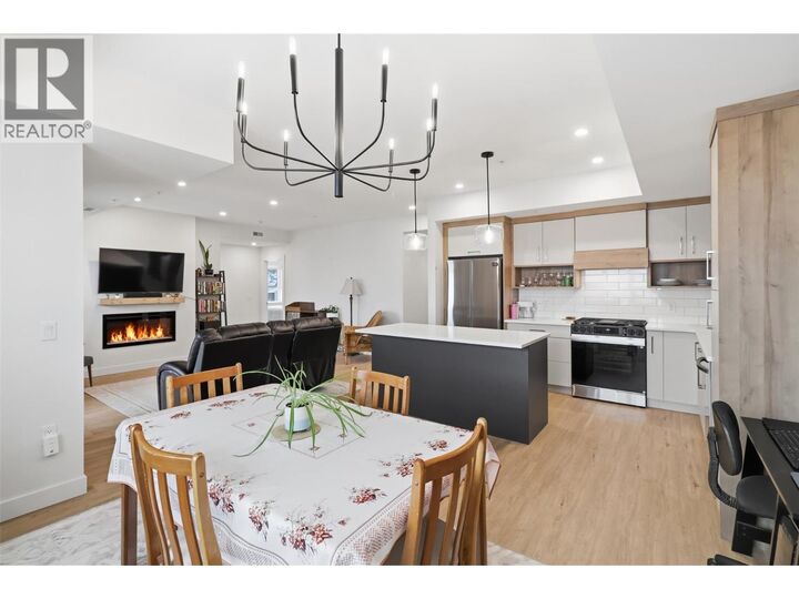Property Photo:  1844 Qu'Appelle Boulevard 307  BC V2E 0A8 