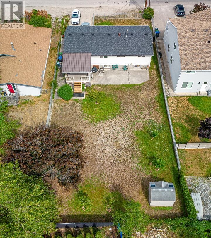 Property Photo: 390 Asher Road BC V1X 3H7