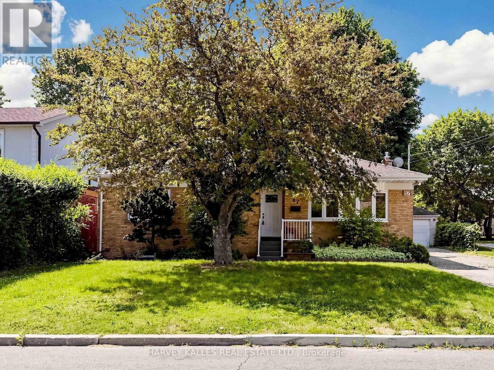 Property Photo: 87 Combe Avenue ON M3H 4J6