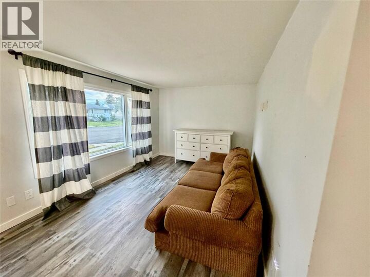 Property Photo:  832 106 Avenue  BC V1G 2N4 