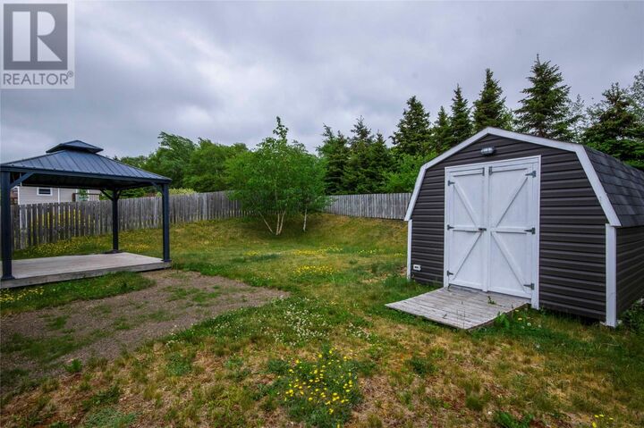 Property Photo:  19 Carriewood Place  NL A1X 0E6 