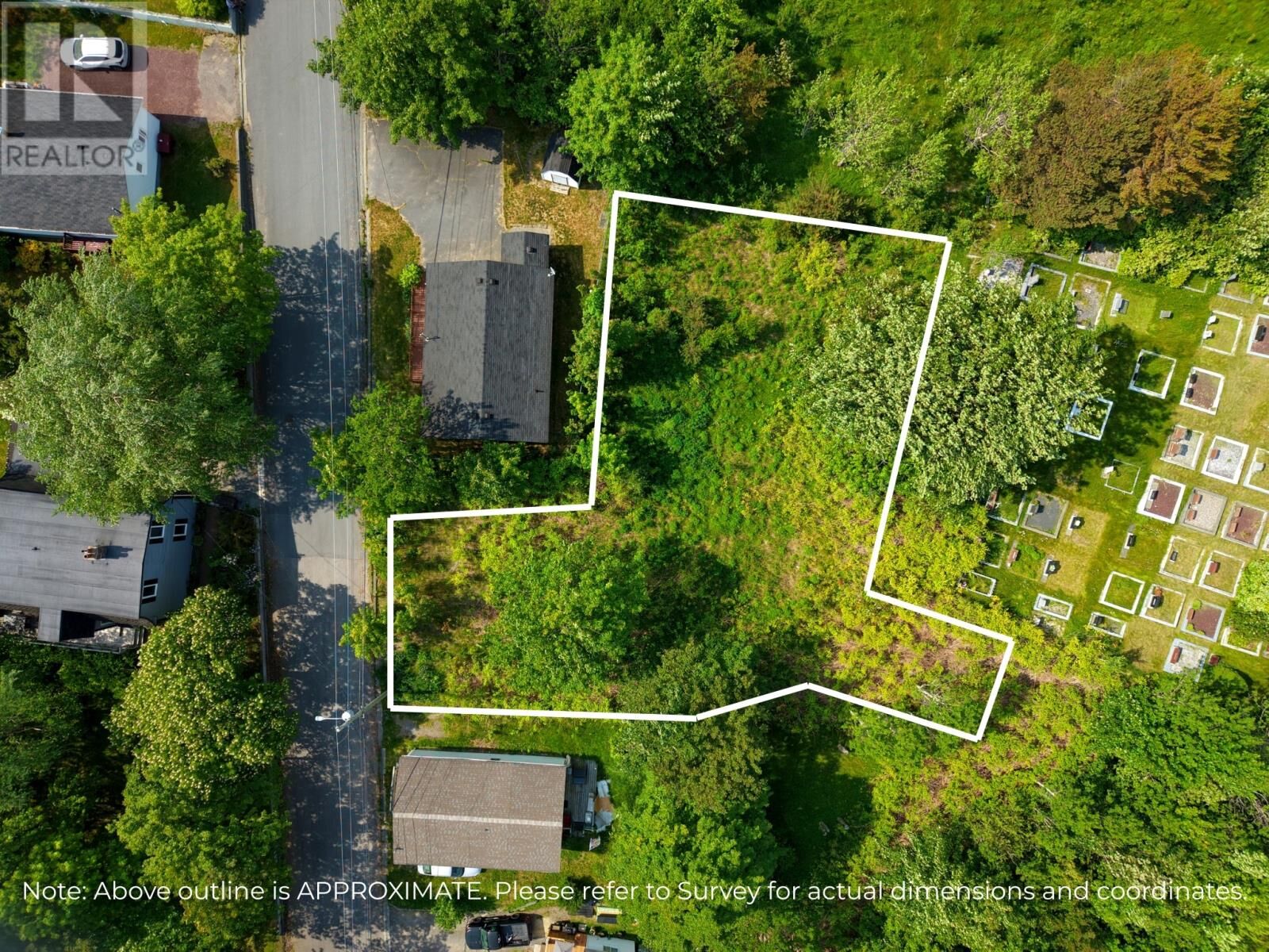 Property Photo:  12 Bemisters Hill  NL A1Y 1A6 