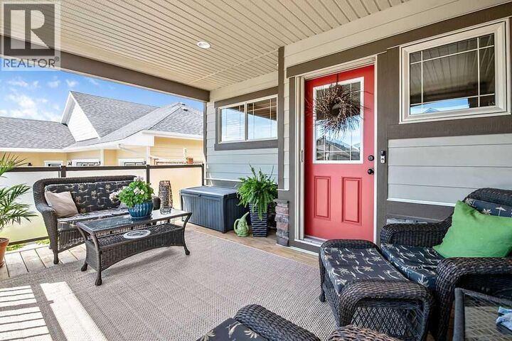 Property Photo: 444 Seclusion Valley Drive Northeast AB T0L 2A0