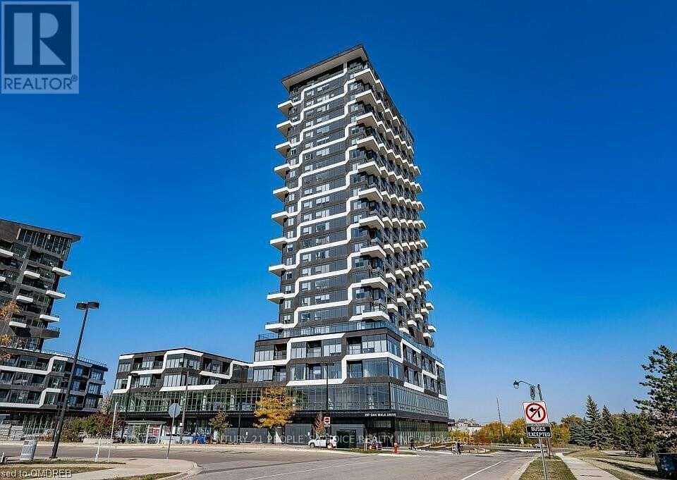 Property Photo: 297 Oak Walk Drive 304 ON L6H 6Z3