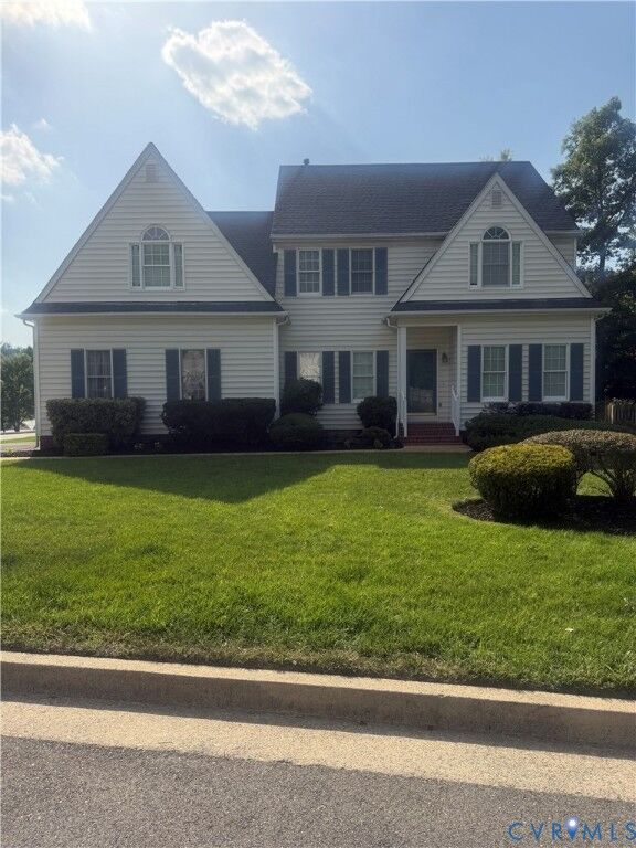 Property Photo: 10800 Arrowleaf Court VA 23060