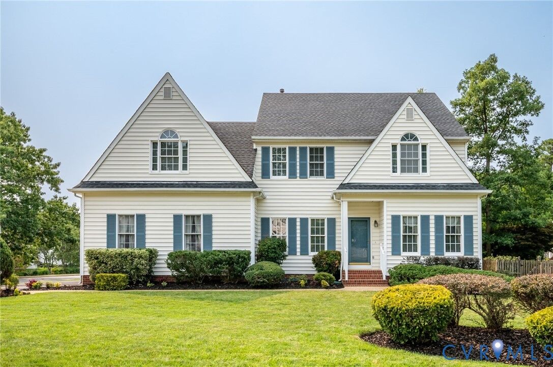 Property Photo:  10800 Arrowleaf Court  VA 23060 