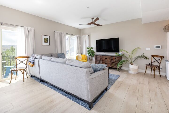 Property Photo: 2446 Khoury Lane NV 89801