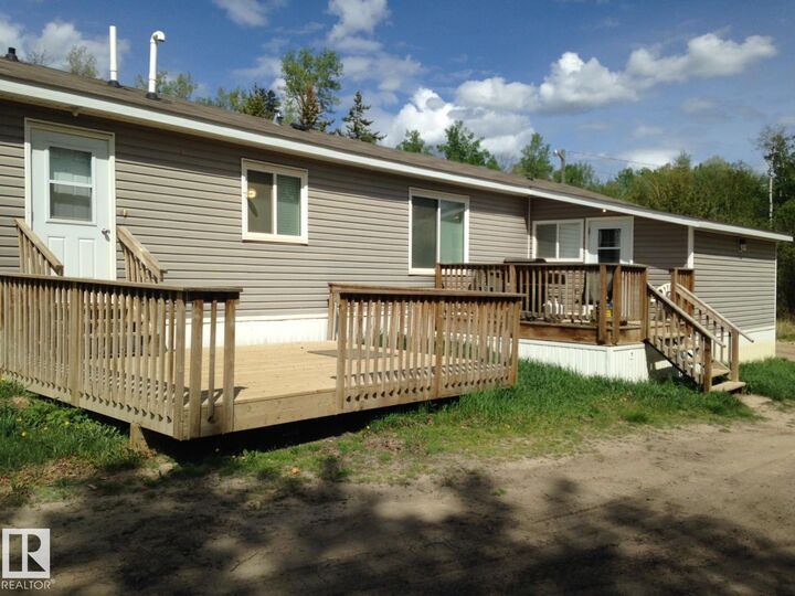 174 Pine Lane — photo 1
