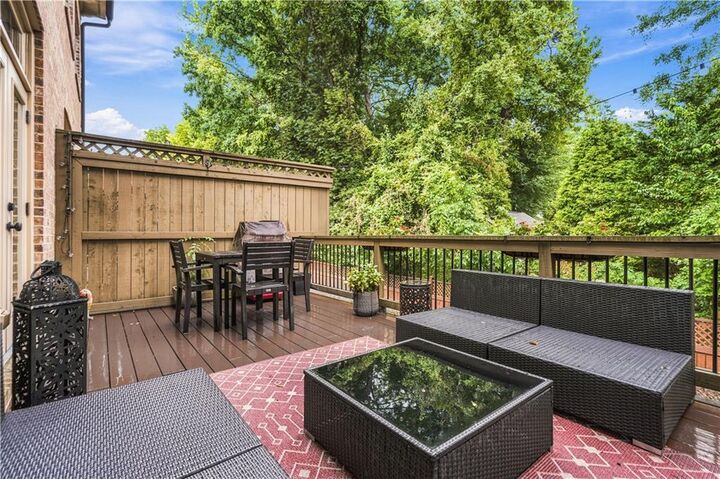 Property Photo:  519 Ansley Circle NE  GA 30324 