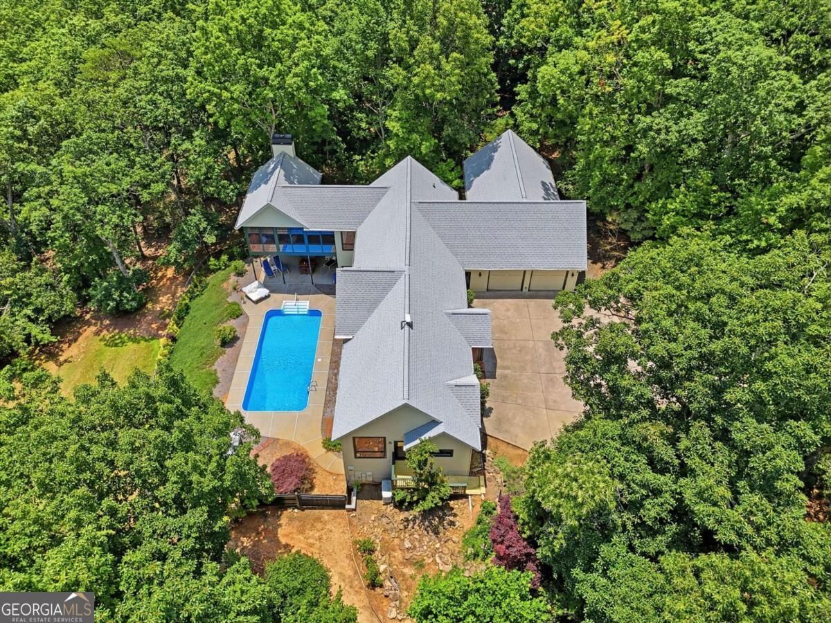 Property Photo: 714 Clearview Drive GA 30175