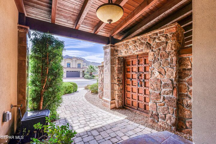 Property Photo:  6309 Via Serena Drive  TX 79912 