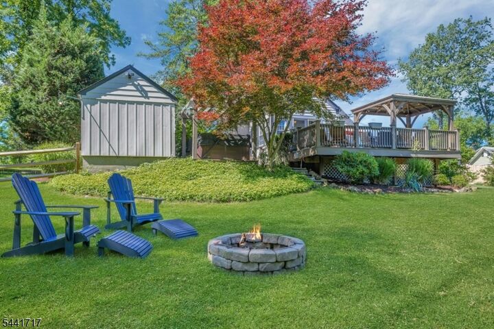 Property Photo:  215 Mountainview Rd  NJ 07059 