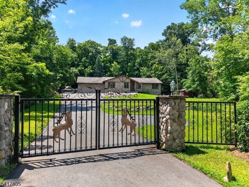 Property Photo:  64 Ricker Dr  NJ 07456 