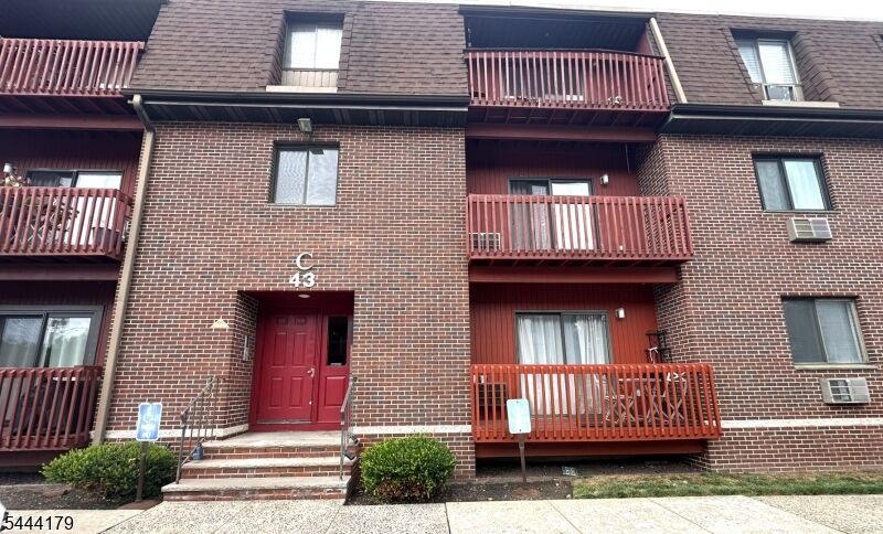 Property Photo: 666 Mill St C4 NJ 07109