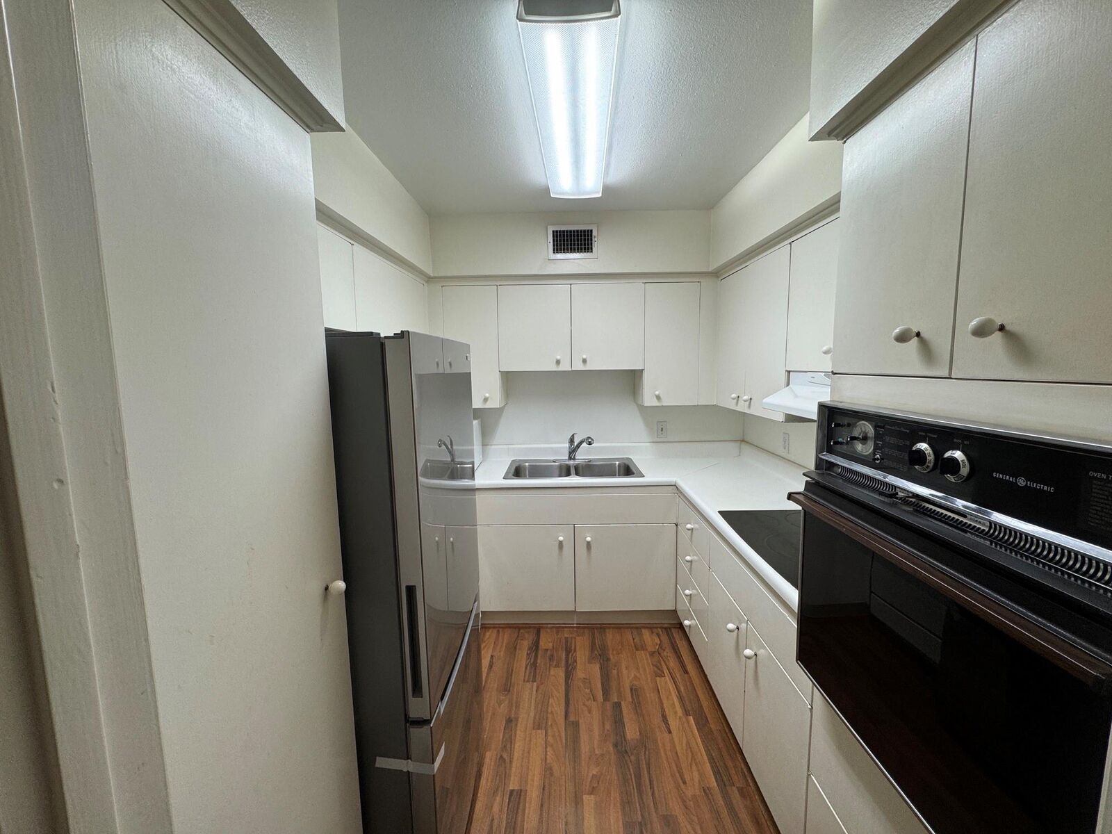 Property Photo:  2600 Bellefontaine Street A18  TX 77025 