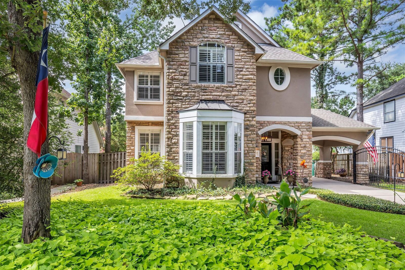 Property Photo:  55 S Bethany Bend Circle S  TX 77382 
