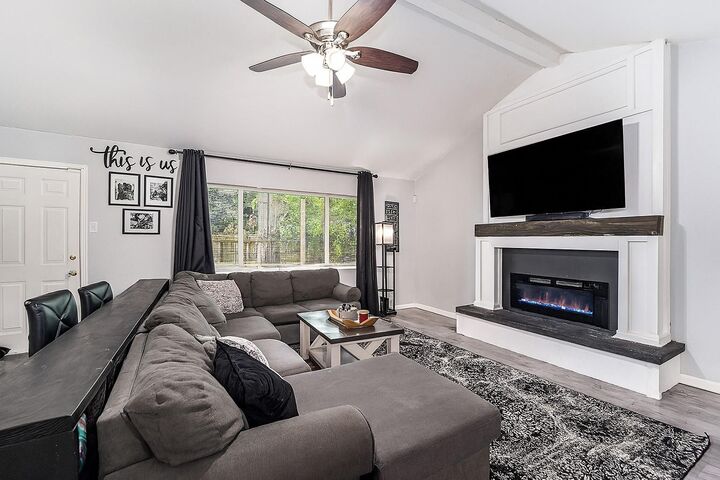Property Photo: 12215 Hillcroft Street TX 77035