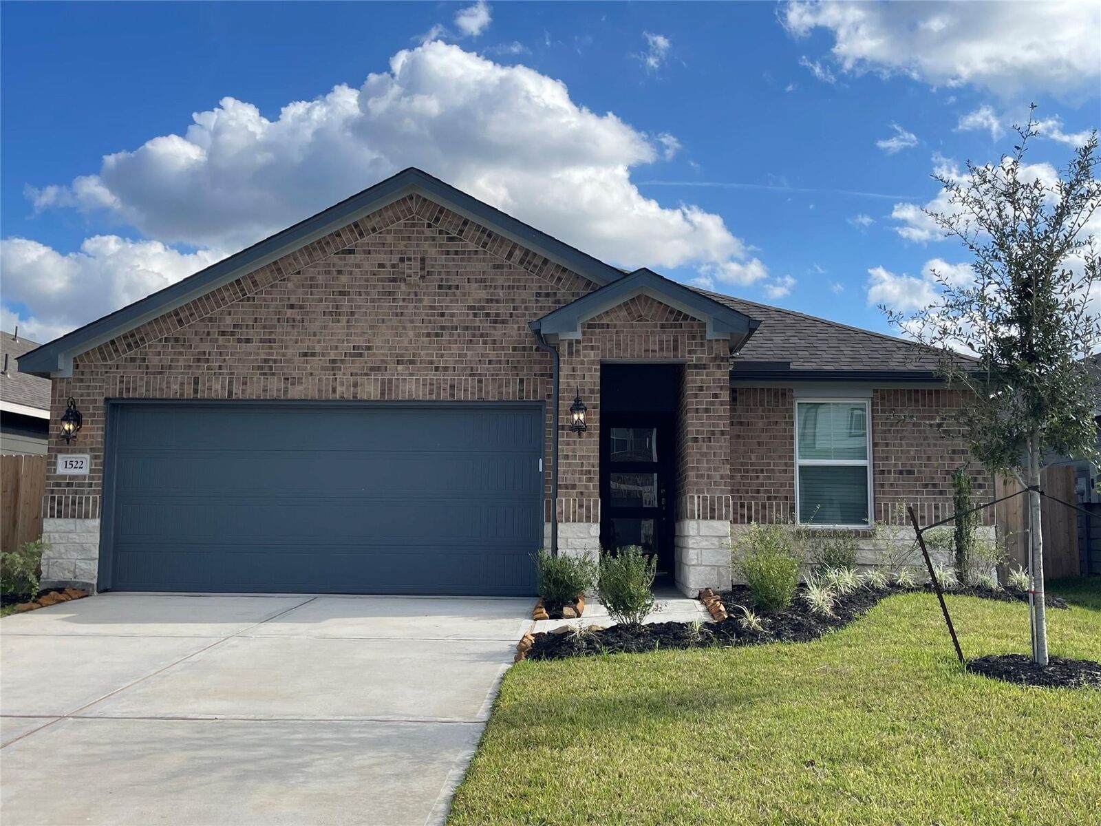 Property Photo:  1522 Copeland Drive  TX 77583 