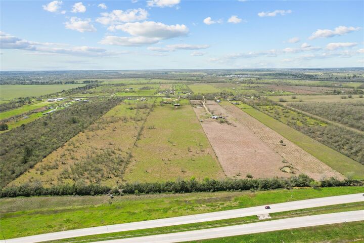 Property Photo:  1157 County Road 491  TX 77535 