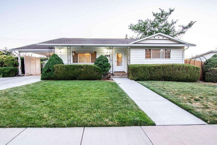 Property Photo: 466 S 940 W UT 84720
