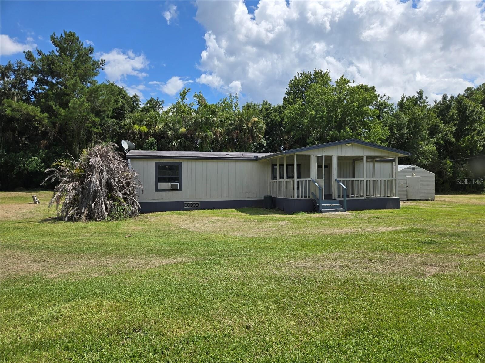 Property Photo:  1981 N County Road 426  FL 32765 