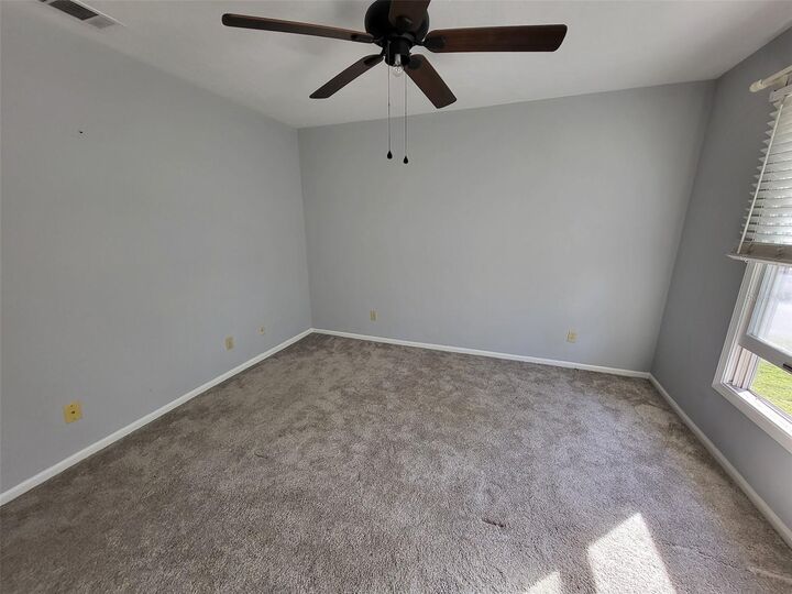 Property Photo: 3727 SW 28th Terrace 2 FL 32608