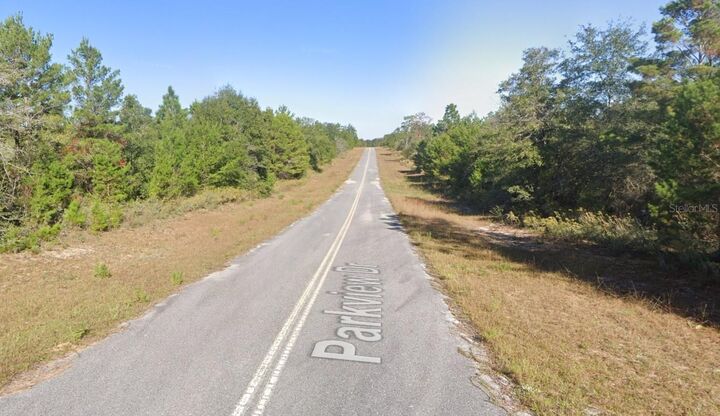 Property Photo: Parkview Lot 13 Drive FL 32428