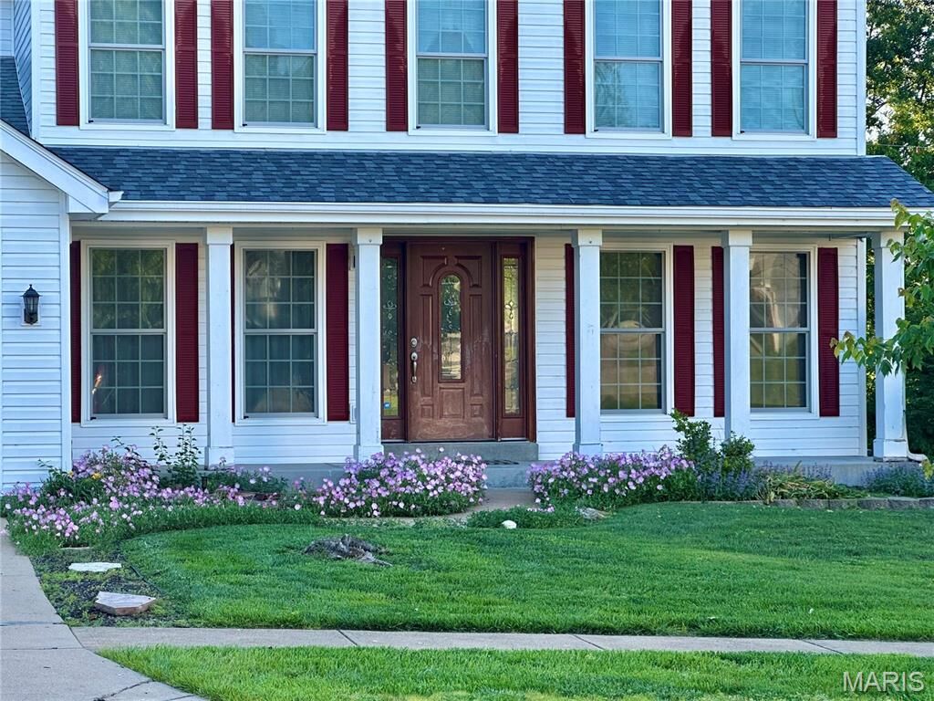 Property Photo:  812 Silver Lake View Drive  MO 63069 