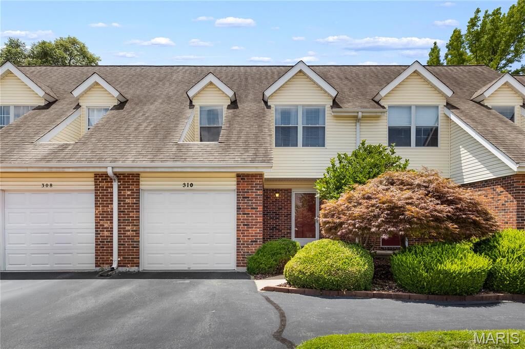 Property Photo:  310 Crown Colony Court E  MO 63376 
