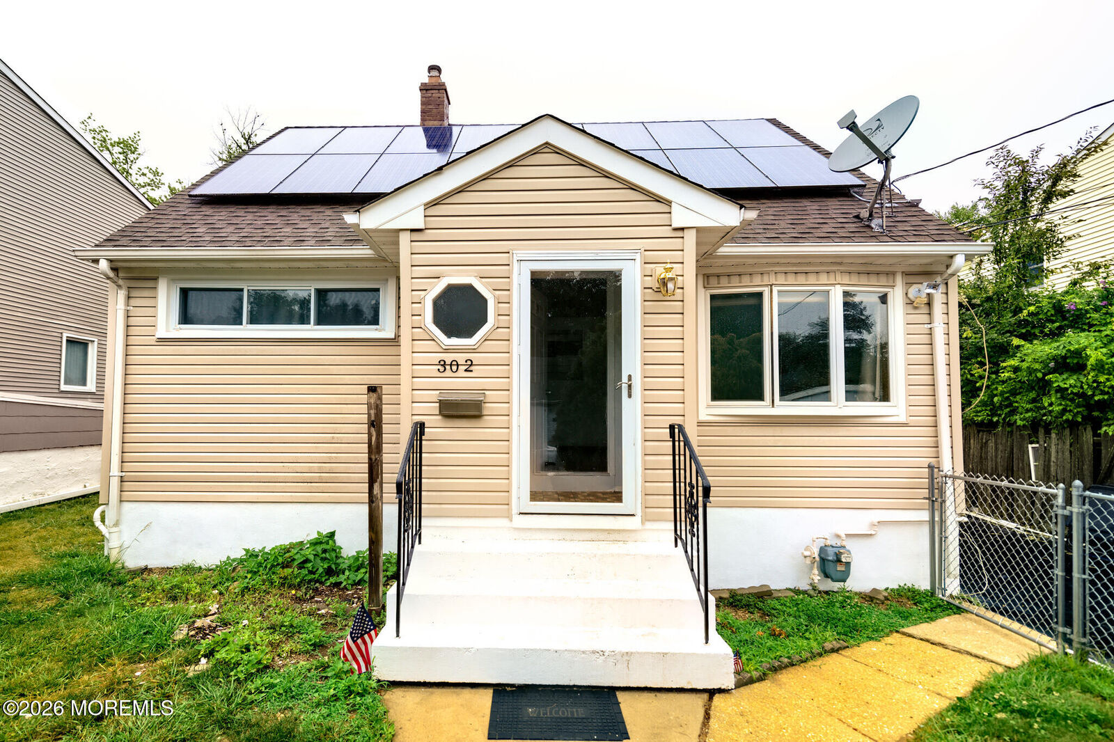 Property Photo:  302 Edgeview Road  NJ 07735 