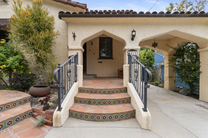 Property Photo:  4812 La Canada Boulevard  CA 91011 