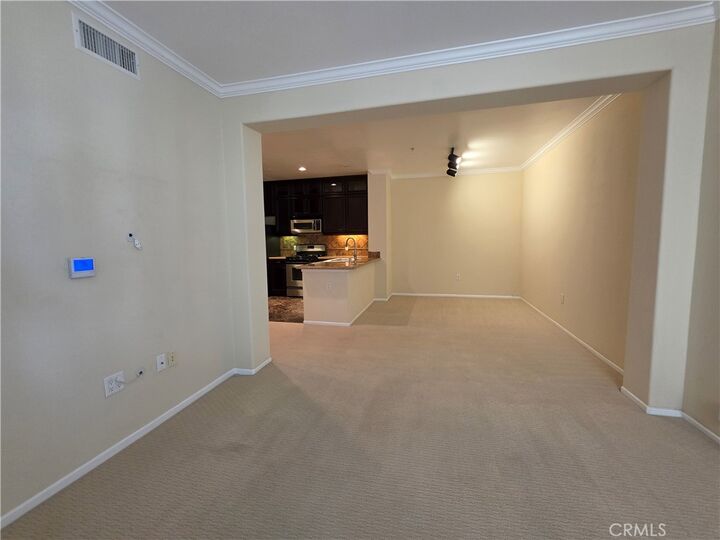 Property Photo:  3352 Watermarke  CA 92612 