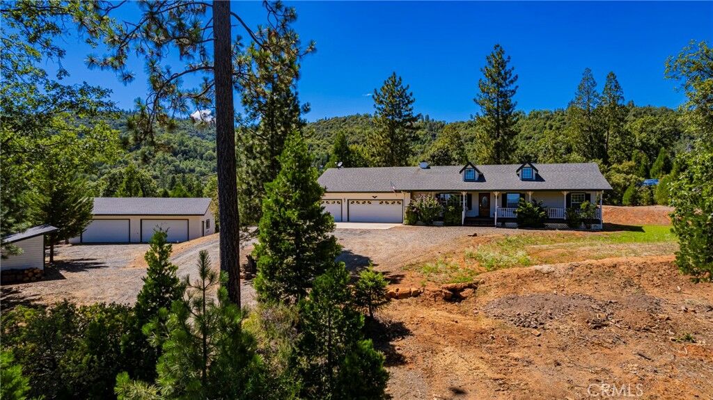 Property Photo:  53235 Finegold Creek Court  CA 93643 