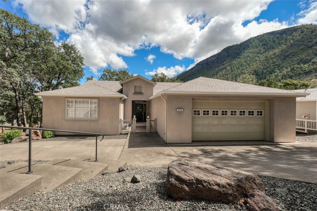 Property Photo:  2686 Greenway  CA 95451 