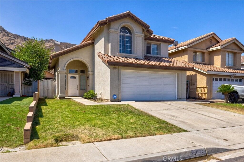 Property Photo:  16045 Peach Tree  CA 92337 