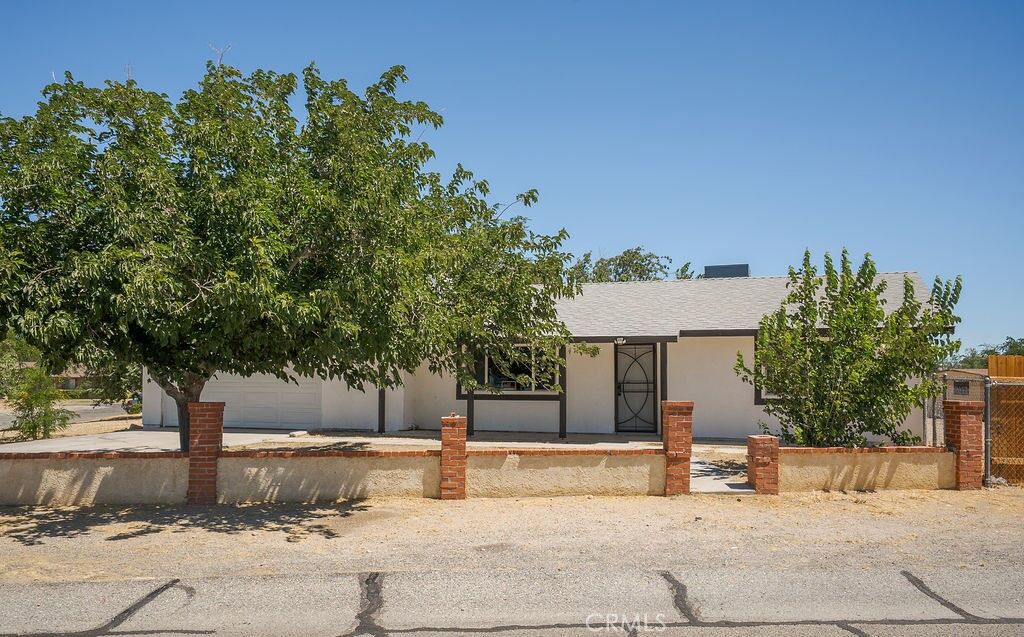 Property Photo: 40104 166th Street E CA 93591
