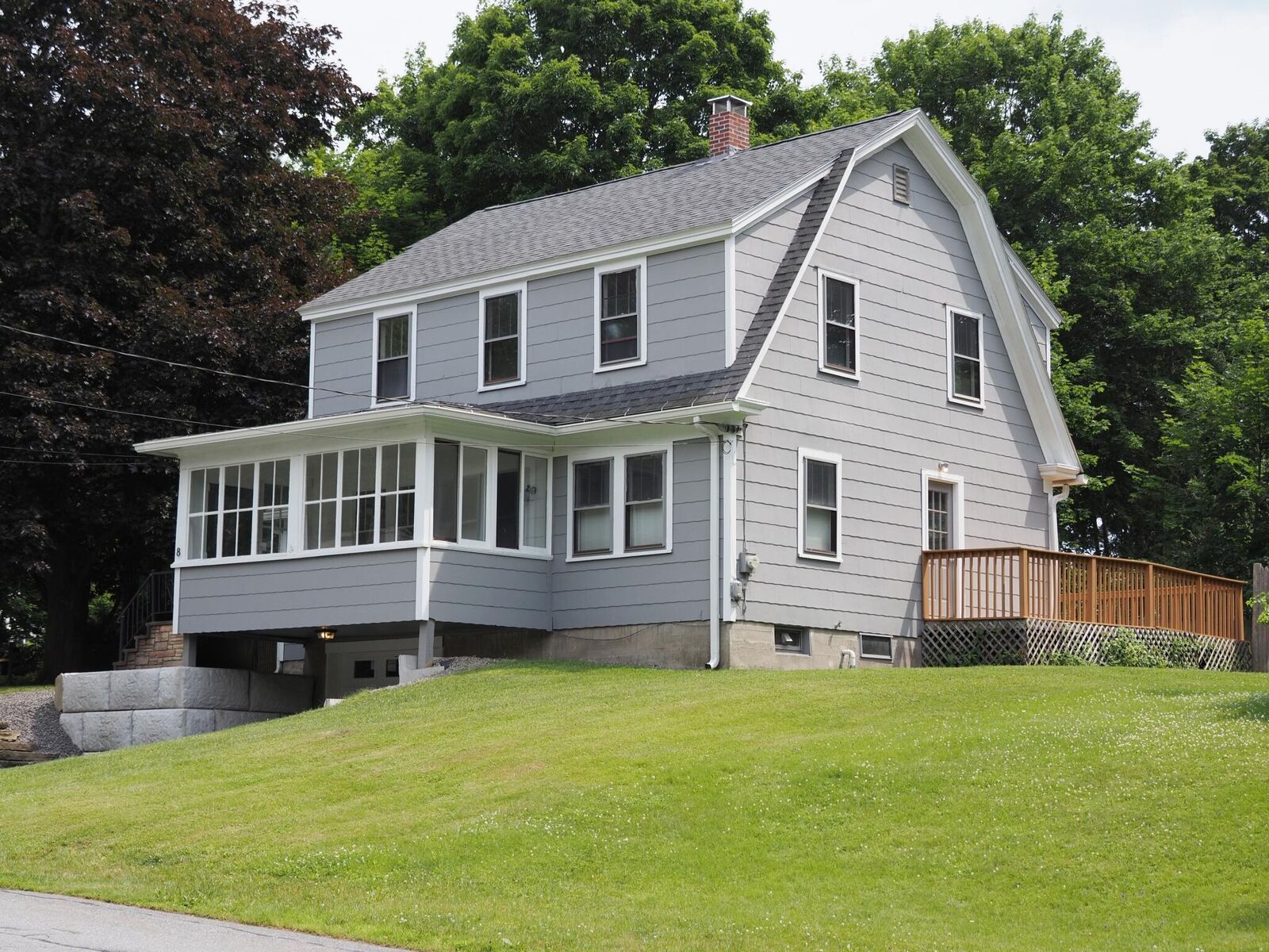 Property Photo: 8 Fairview Avenue ME 04330