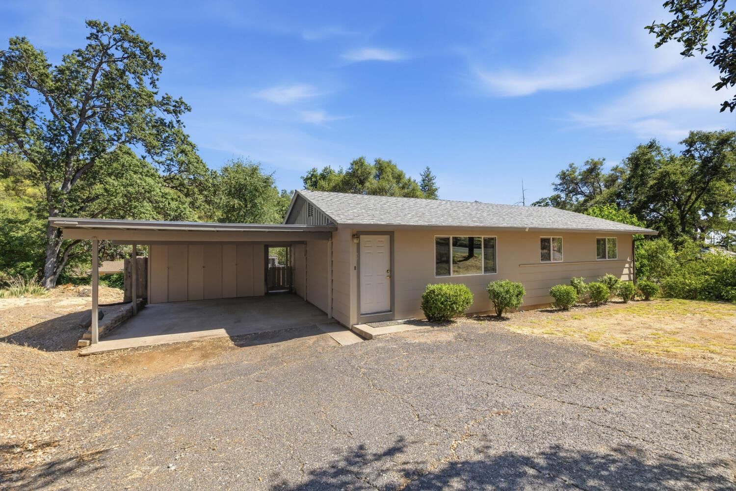 Property Photo: 19903 Mono Way CA 95370