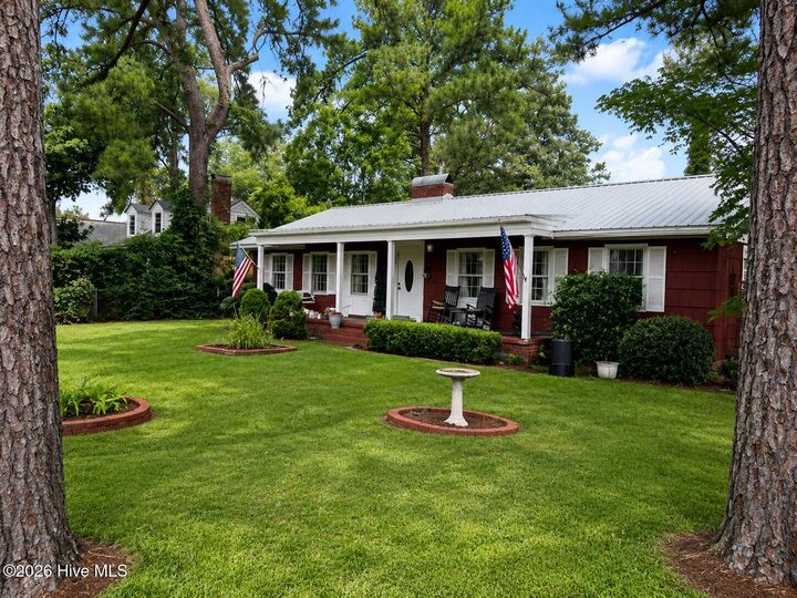 Property Photo: 1902 Trent Boulevard NC 28560