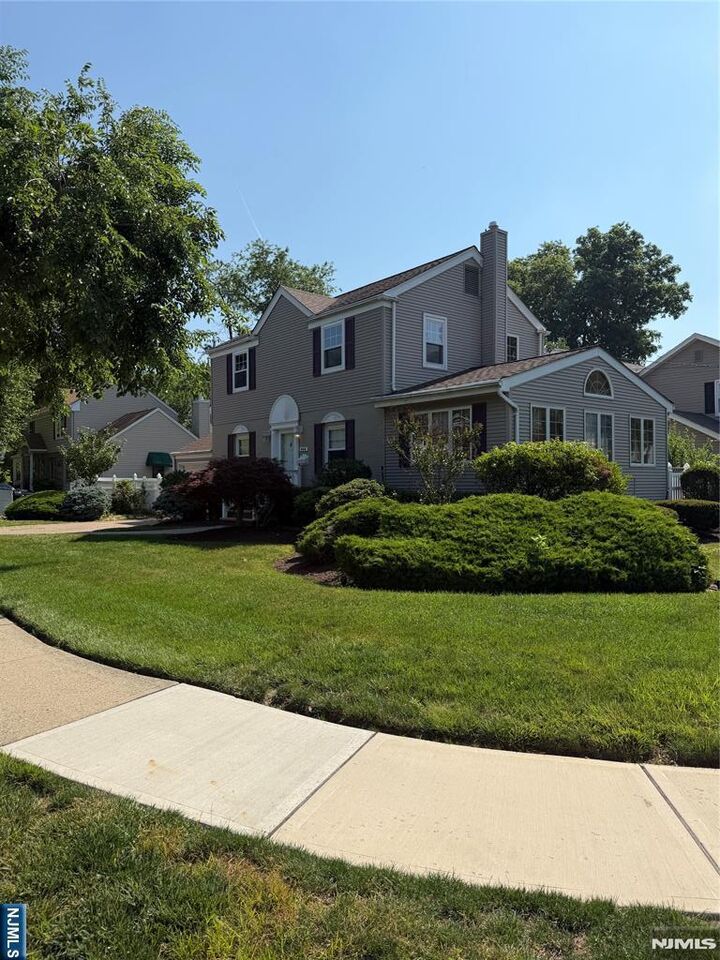 Property Photo:  444 Elm Avenue  NJ 07661 