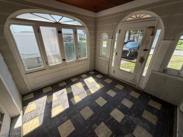 Property Photo:  10607 S Highland Avenue  OH 44125 