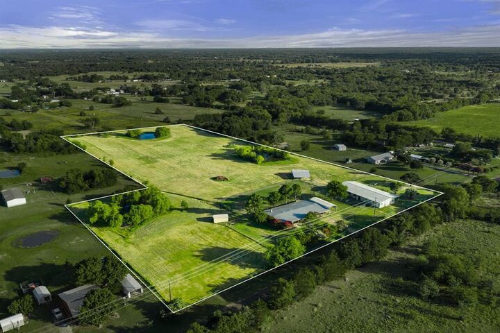 Property Photo:  14054 County Road 352  TX 75161 